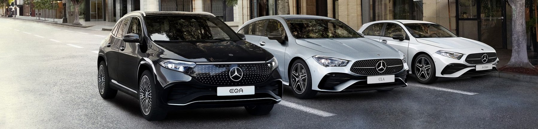 3 Mercedes-Benz Fahrzeuge mit unterschiedlichem Antrieb